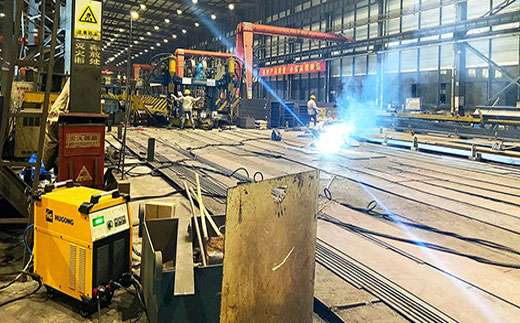 Ҽ�������ֻ��������и�+̼���������û�LGB 120Bʹ���ֳ�