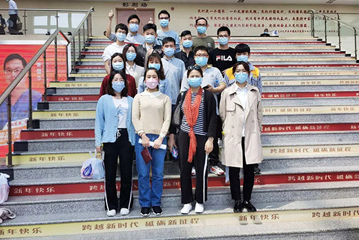 �Ϻ�Ҽ������֯��չ�޳���Ѫ�